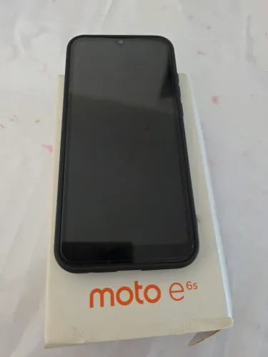 Celular moto e6 ótimo estado