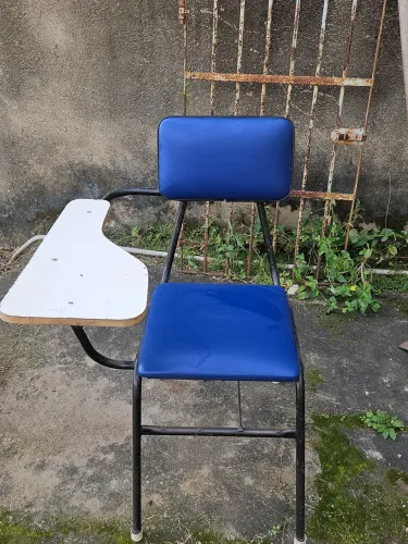 Cadeiras escolares