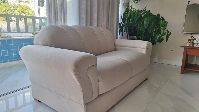 Sofá 2 lugares