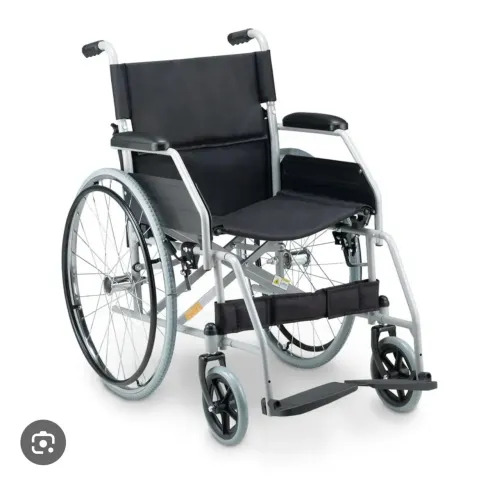 Vendo Cadeira de Rodas Dobrável em Aço Carbono D100 Dellamed