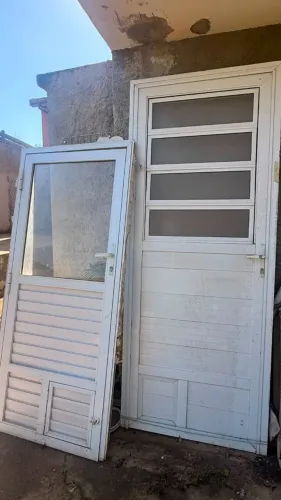 Porta de Alumínio Branco