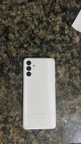 Celular Samsung a04s 64 gb de armazenamento e 4gb de ram