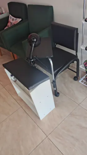 Vendo móveis para salão de beleza