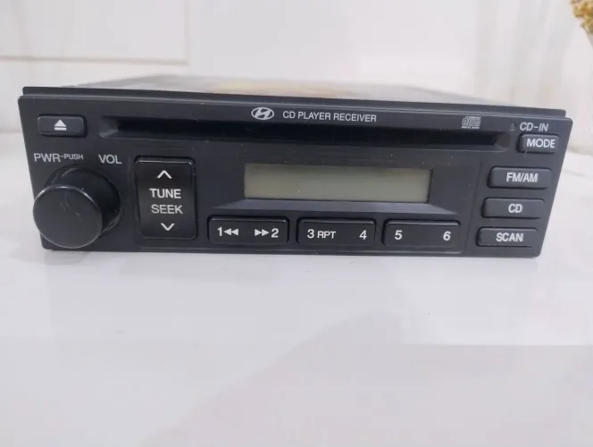 CD Player original Hyundai Tucson ( 2007 a 2010 )