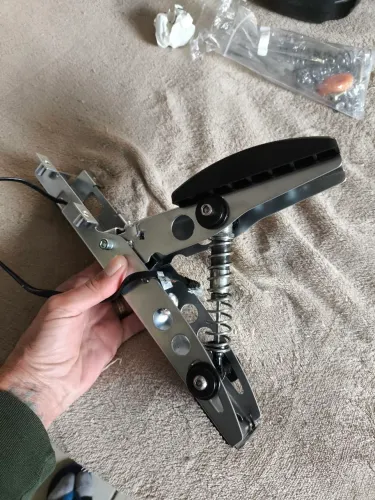 Pedal Fanatec Freio/Embreagem com modificação hidráulica com regulagem 