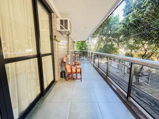Apartamento à Venda na Tijuca Rua Marquês de Valença 3 Quartos Suíte Varanda Gourmet