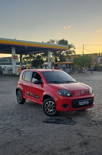 Fiat Uno Sporting 1.4 EVO Fire Flex 8V 4P 2012
