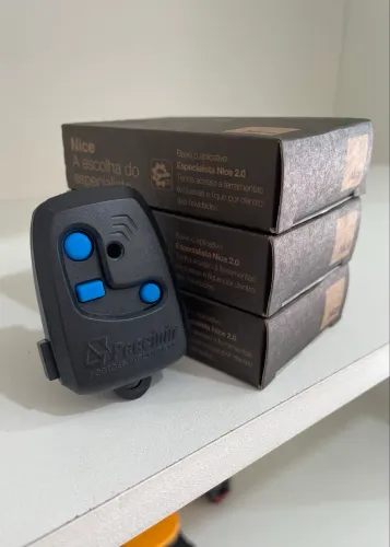 Controle para portão Peccinin - fazemos entregas e configuração