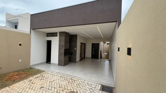 Casa à Venda - 505 Sul