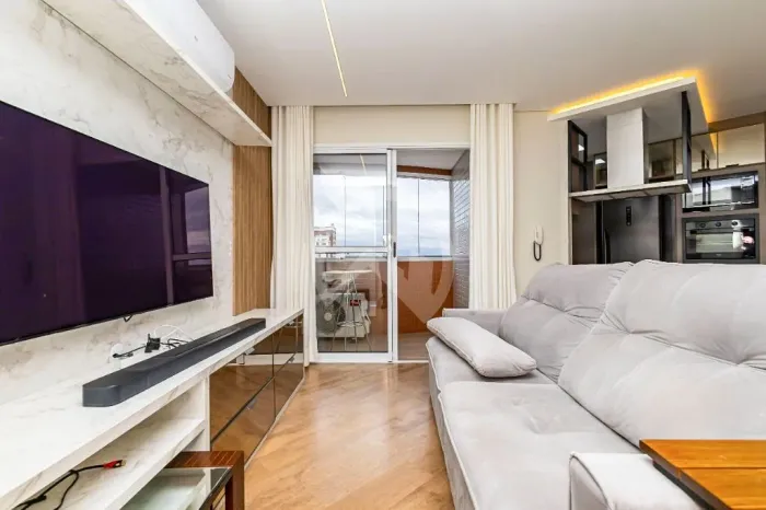 Venda de Apartamentos / Padrão na cidade de Curitiba