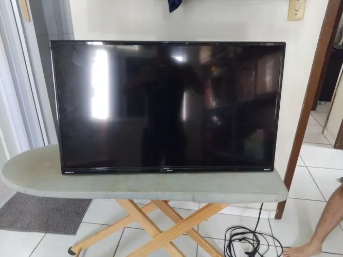 TV Philco 32pol ( Não dá imagem )