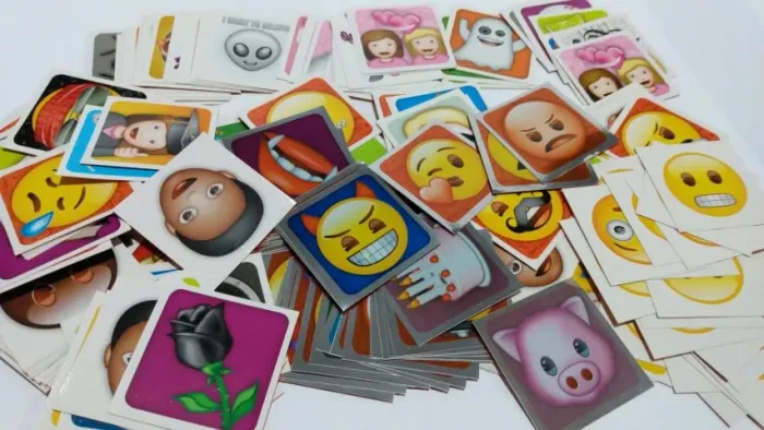 Lote de figurinhas Emoji