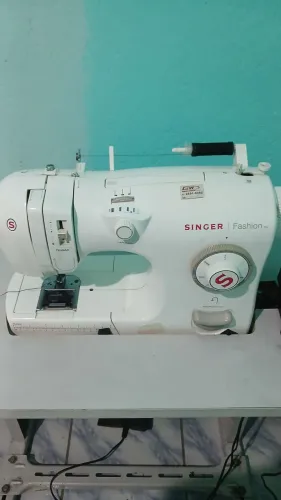Maquina de costura Singer Fashion