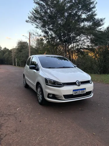 Volkswagen Fox Comfortline 1.6 Flex 8V 5P 2015