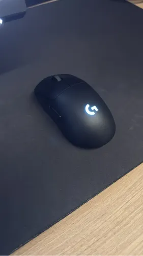 Logitech G Pro 2 Lightspeed - Estado de Novo