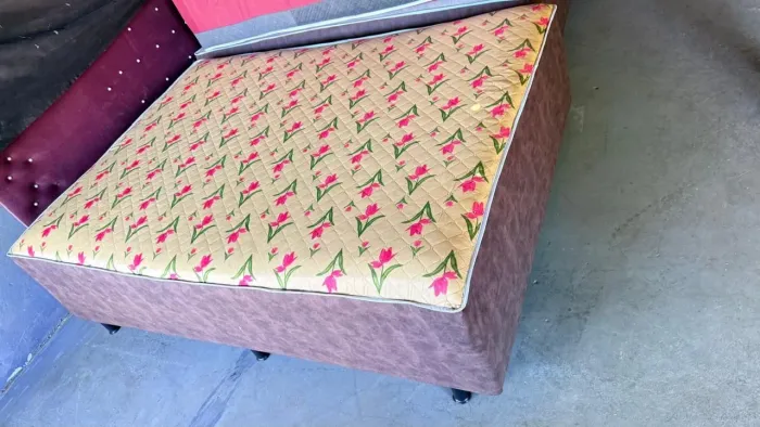 Cama casal e solteiro 