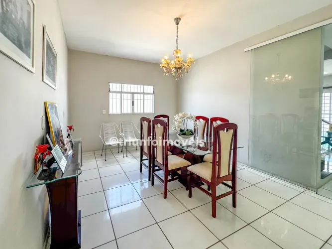 Casa duplex no Bairro Brasilar com 5 quartos