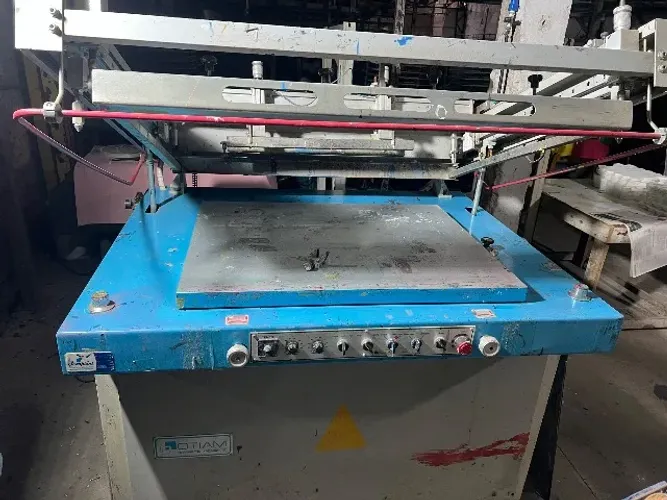 Máquina Plana semi automática ( serigrafia)