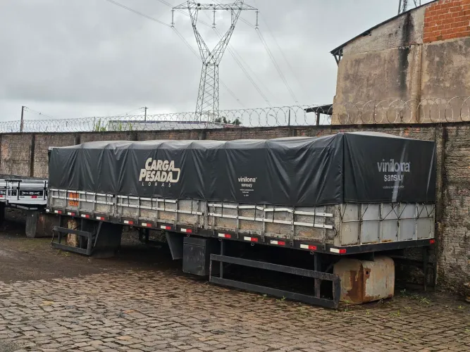 Carroceria Graneleira 8.50 MTS de caminhão truck 