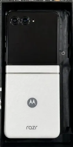 Motorola Razr 60