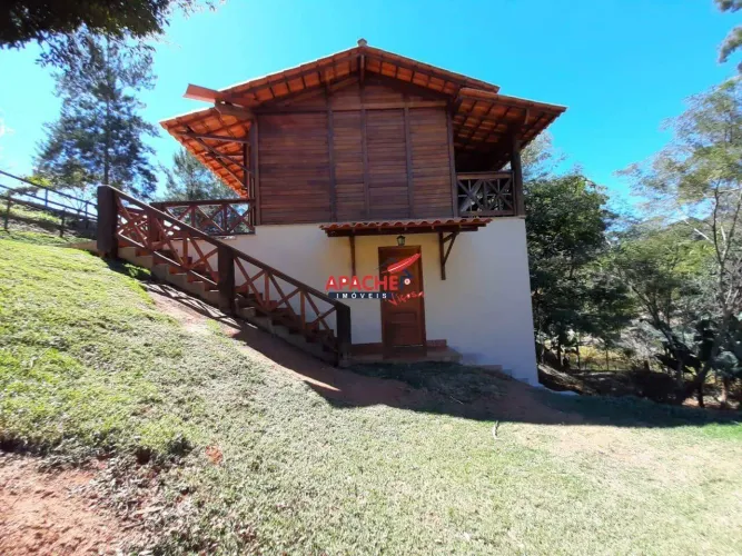 Casa mobiliada com TV e Internet, no Paraíso, área rural em Viçosa - MG.
