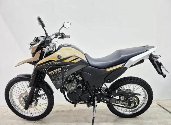 Xtz 250 lander