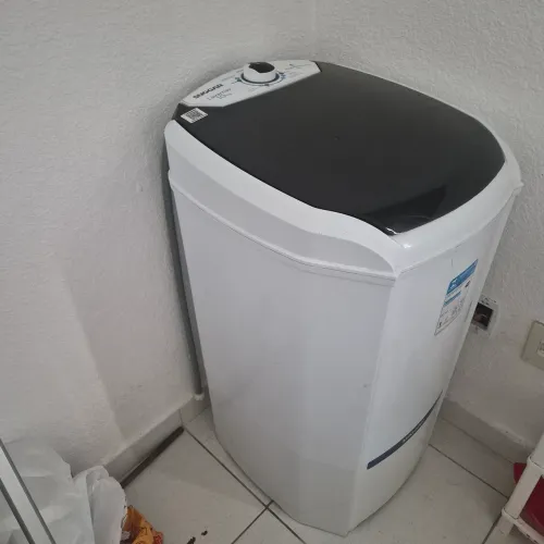 tanque e centrífuga usados em excelente estado