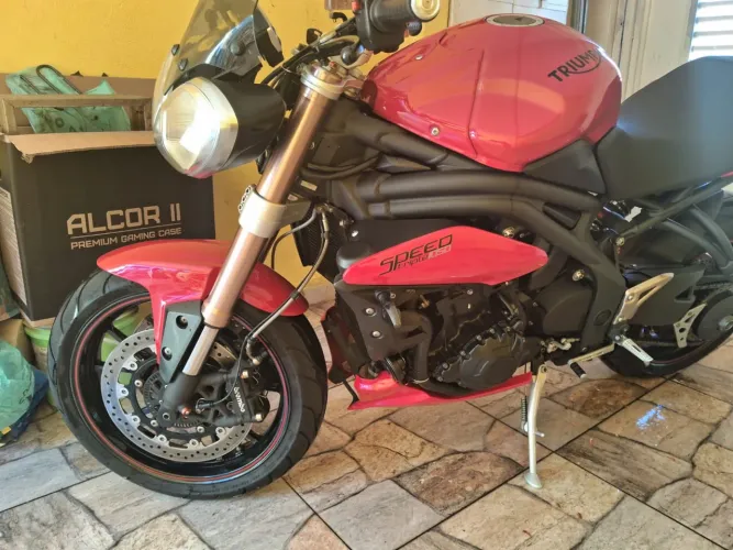 Speed triple 1050