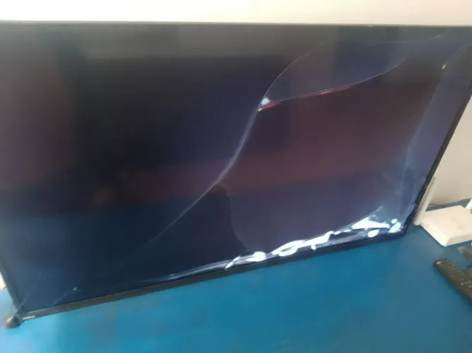 Smart tv com defeito