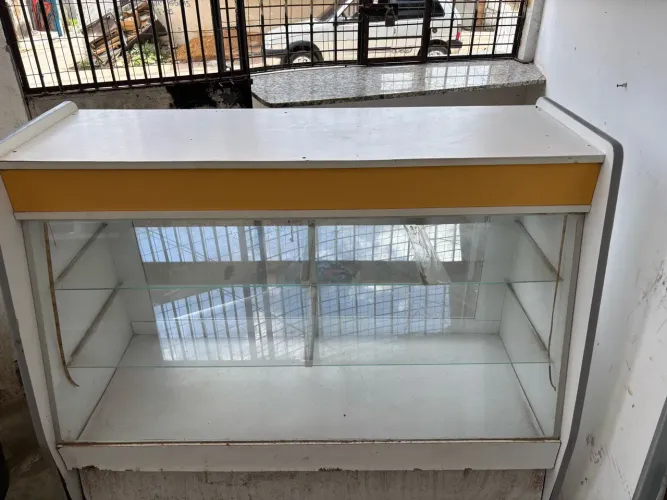 Vitrine para pães e salgados