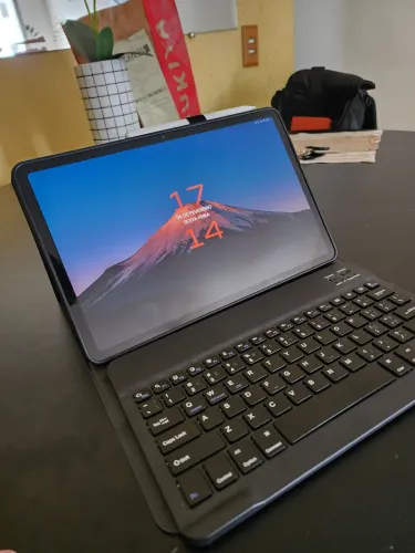 TABLET Xiaomi Poco Pad 256GB / 8GB RAM SEMINOVO + CANETA ORIGINAL + Capa e Teclado