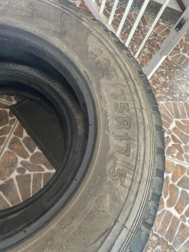 PNEU XBRI 235/75R17.5