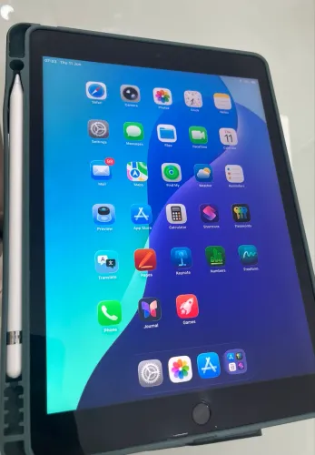iPad 9ª geração 64GB conservado