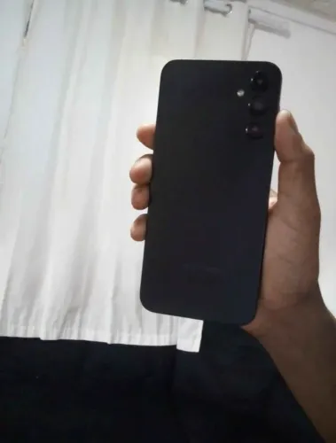 A 145g 64gb