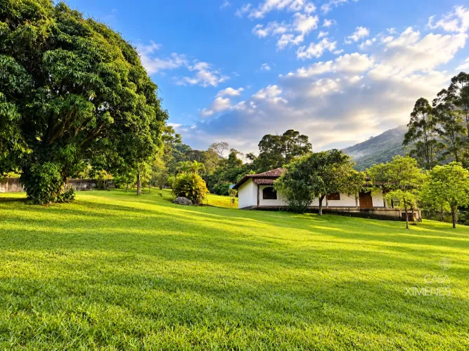 Sítio com 20.000 m², haras e riacho em Corrêas | Petrópolis