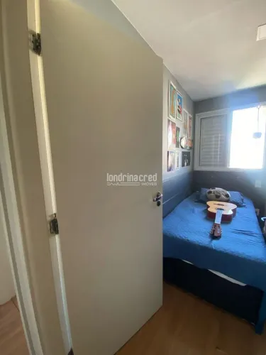 Apartamento à Venda em Gleba Fazenda Palhano, Londrina - PR