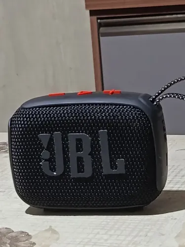 Caixinha de som JBL