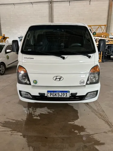 HR 2.5 LONGO COM CAÇAMBA 4X2 16V 130CV TURBO INTERCOOLER DIESEL 2P MANUAL
