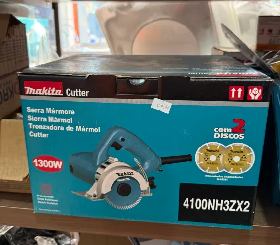 Vendo serra mármore makkita 220 - LOJA FÍSICA 