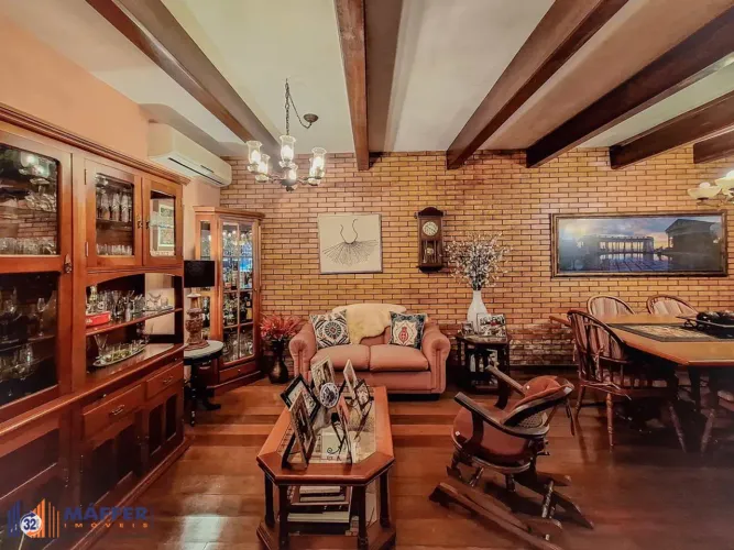 Casa 3 dormitórios à venda Chácara das Pedras Porto Alegre/RS