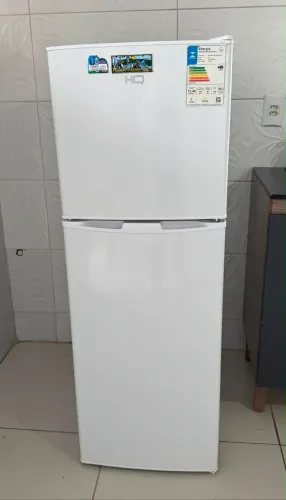 Geladeira Duplex HQ 140L Branca - 1 Ano de Uso