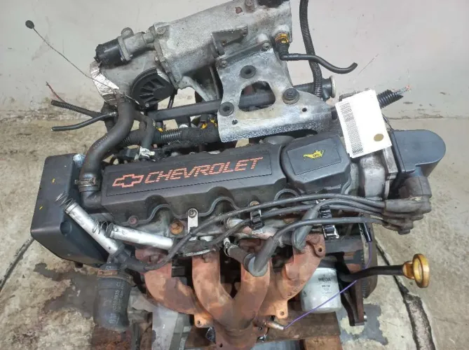 VENDO MOTOR COMPLETO 1.8 4 CILINDROS DE UM MERIVA