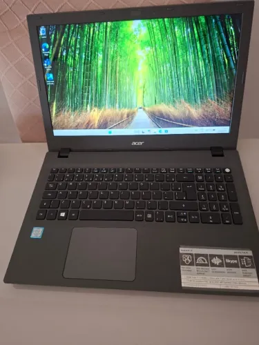 Note (core i7) Acer Aspire E 15 (E5-574-78LR) - 8GB DDR3L - HD 1TB