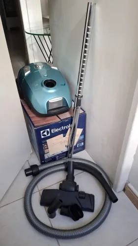 ASPIRADOR DE PÓ ELECTROLUX 1800W NOVO USEI APENAS PARA TESTAR