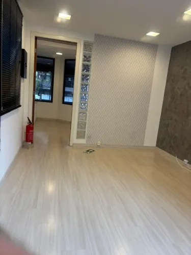 Sala Centro Santa Maria com 25m2