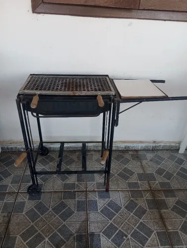 Churrasqueira Mineira C/regulagem Grelha Carrinho