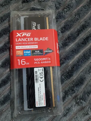 Ram 16gb XPG ddr5 RGB 5600mhz