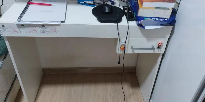 MESA EM MDF