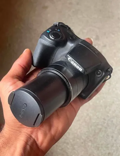 Camera Canon semi profissional