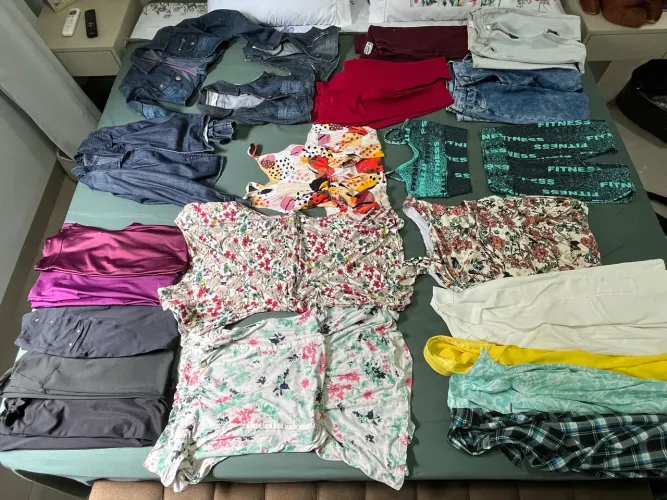 Lote Roupas semi-novas